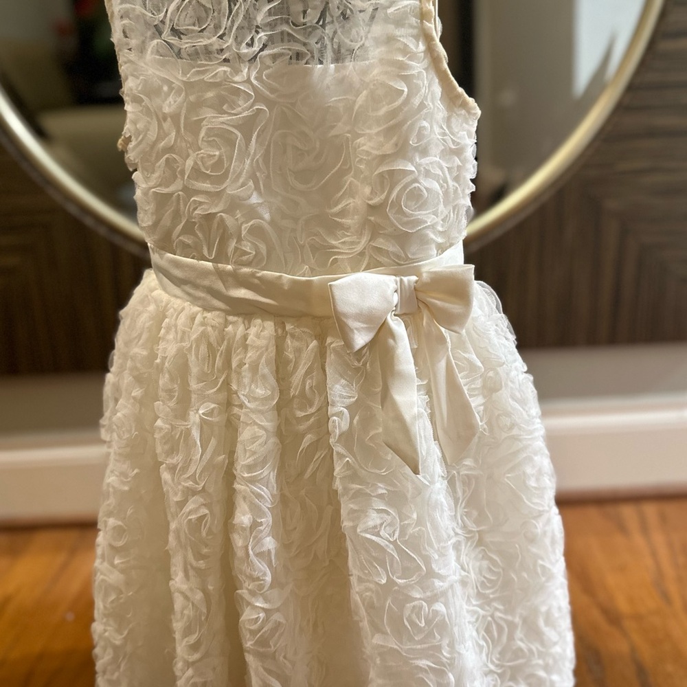 Elegant Ivory Kids Dress with Bow